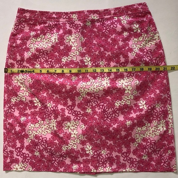 LOFT NWOT Pencil Skirt Floral Pockets Pink White (14) - Picture 9 of 16